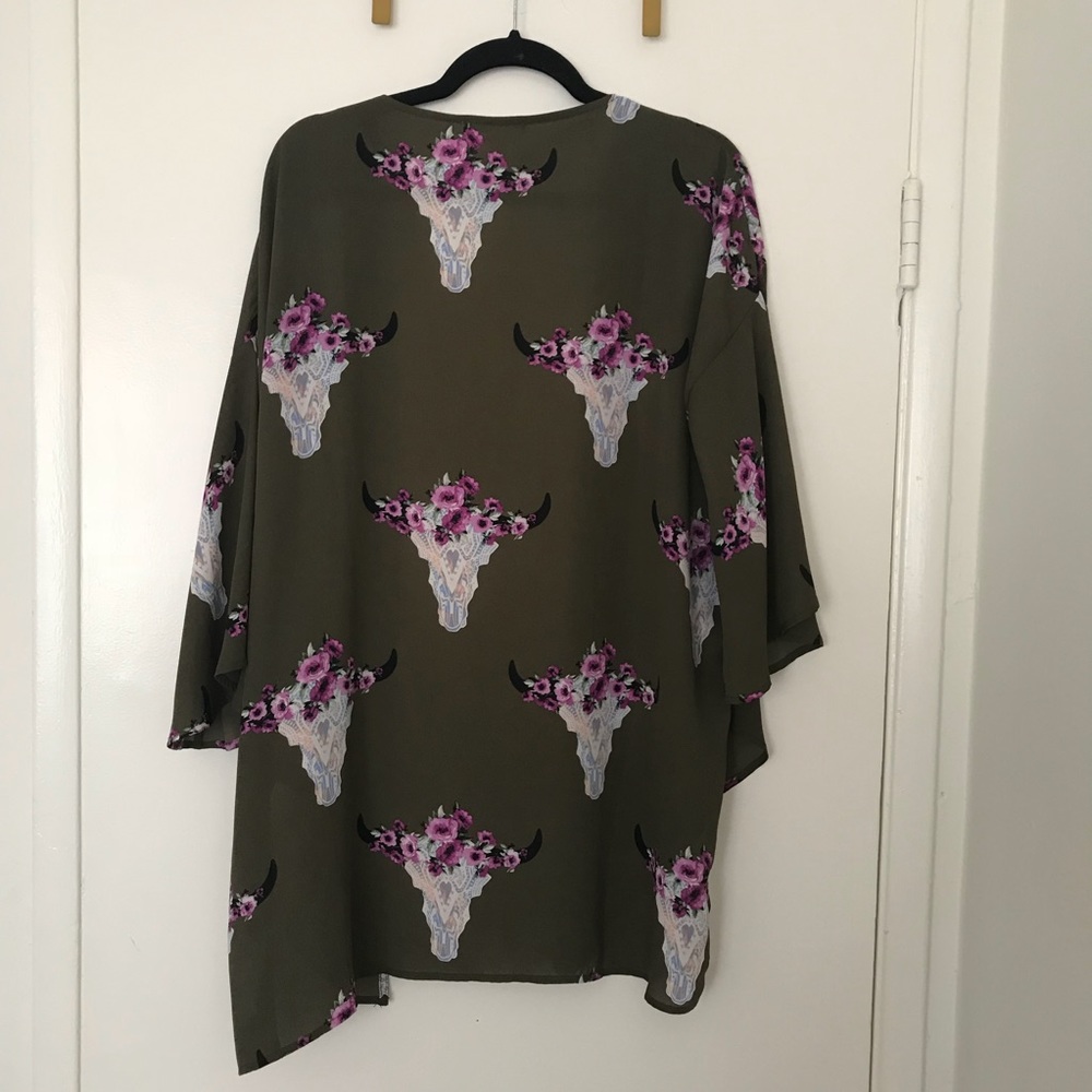Skull Pattern Kimono - Picture 2 of 3